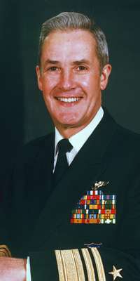 Edward H. Martin, American admiral., dies at age 83